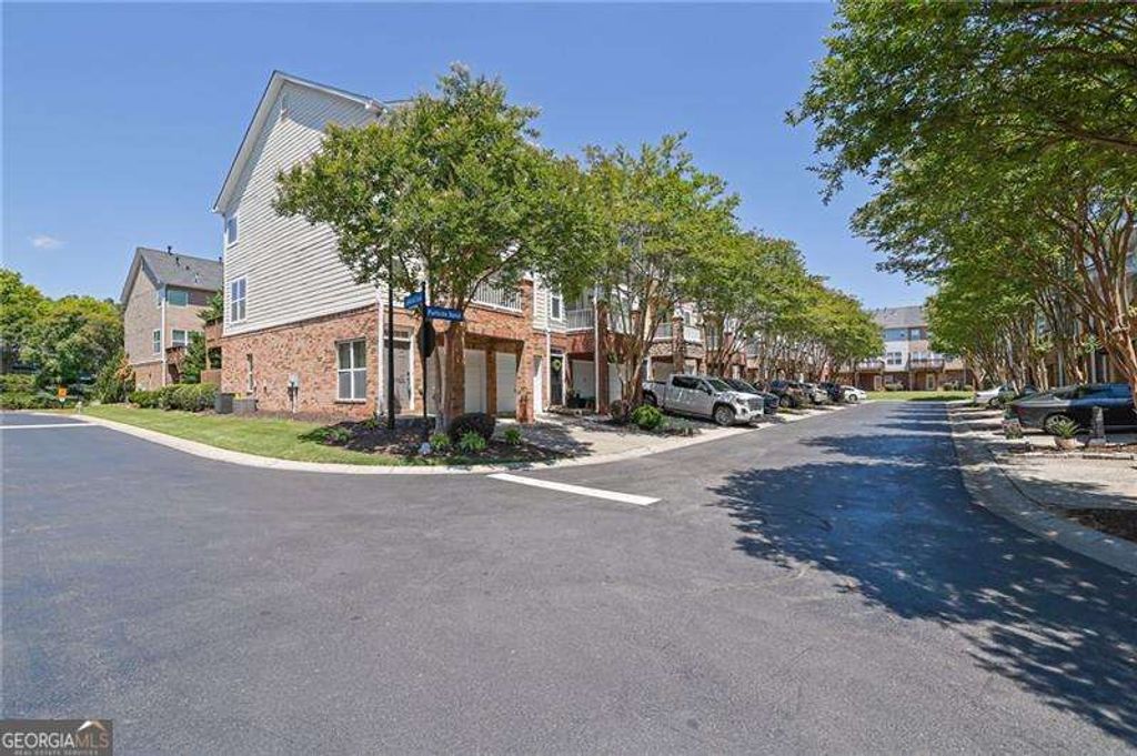 Photo of 14000 Portside Bend, Alpharetta, GA 30004 (MLS # 10769403)