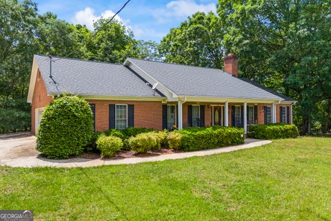 1112 Reno RD Royston GA 30662