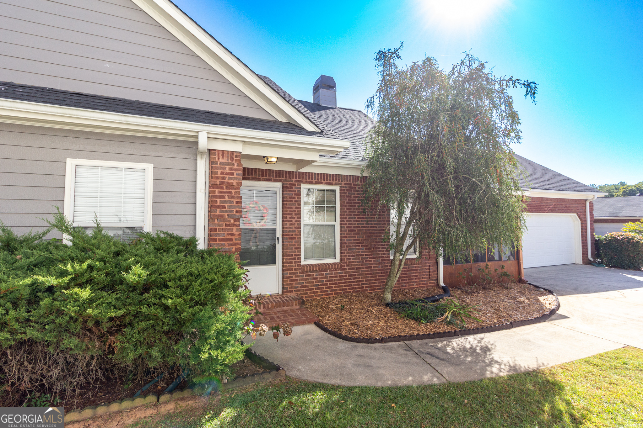 Fayetteville, Georgia 30214, United States, 3 Bedrooms Bedrooms, ,2 BathroomsBathrooms,Residential,Pending,37899