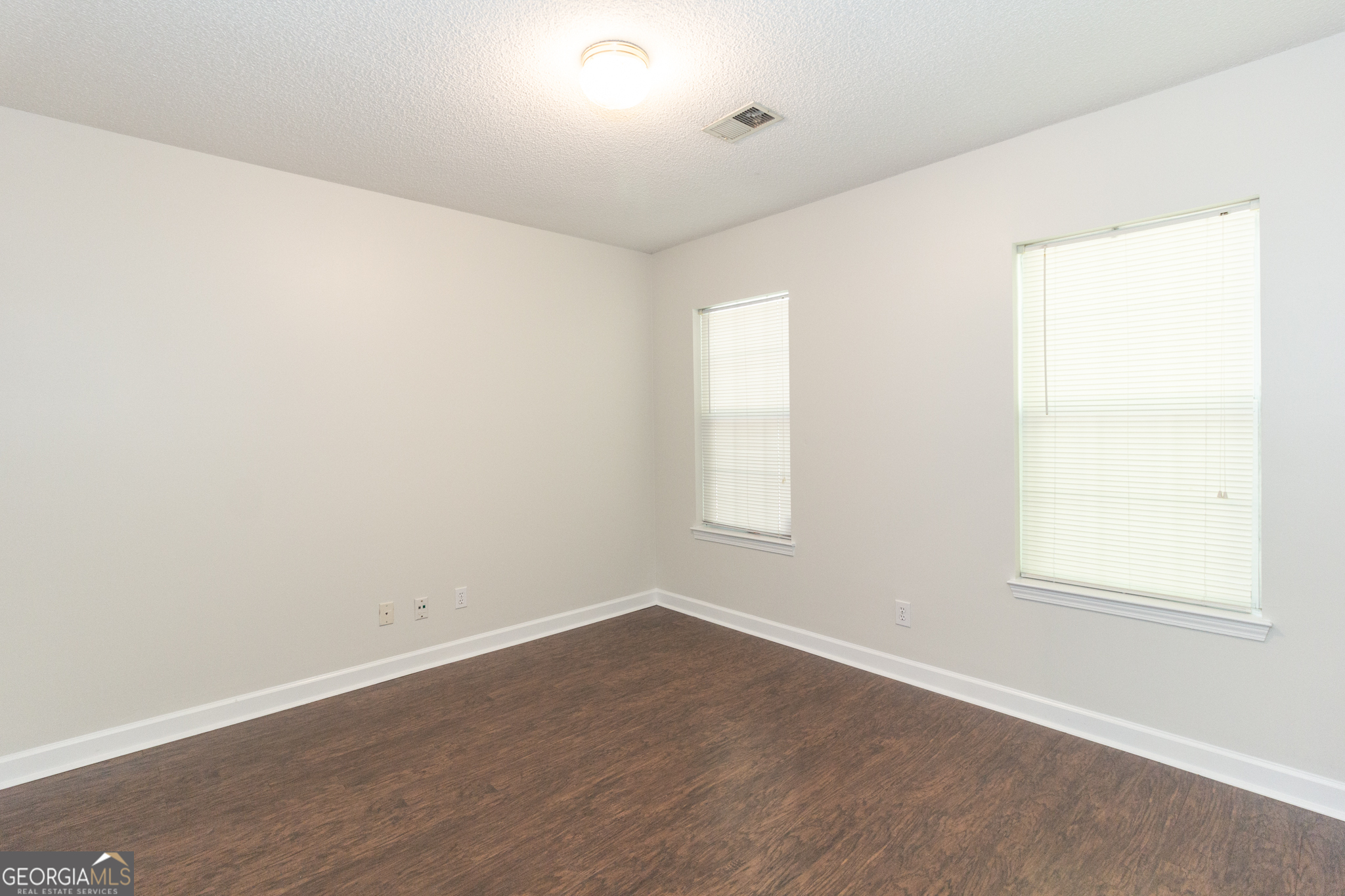 Fayetteville, Georgia 30214, United States, 3 Bedrooms Bedrooms, ,2 BathroomsBathrooms,Residential,Pending,37899