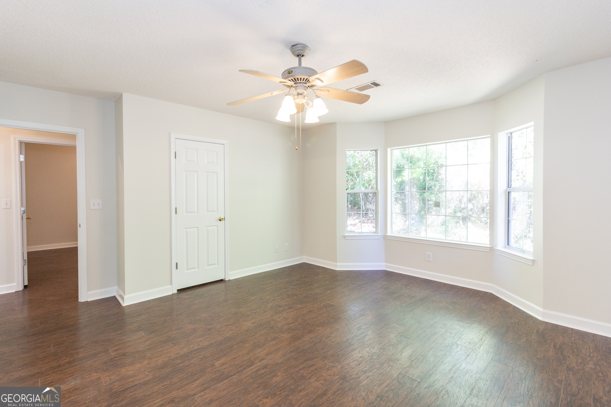 Fayetteville, Georgia 30214, United States, 3 Bedrooms Bedrooms, ,2 BathroomsBathrooms,Residential,Pending,37899