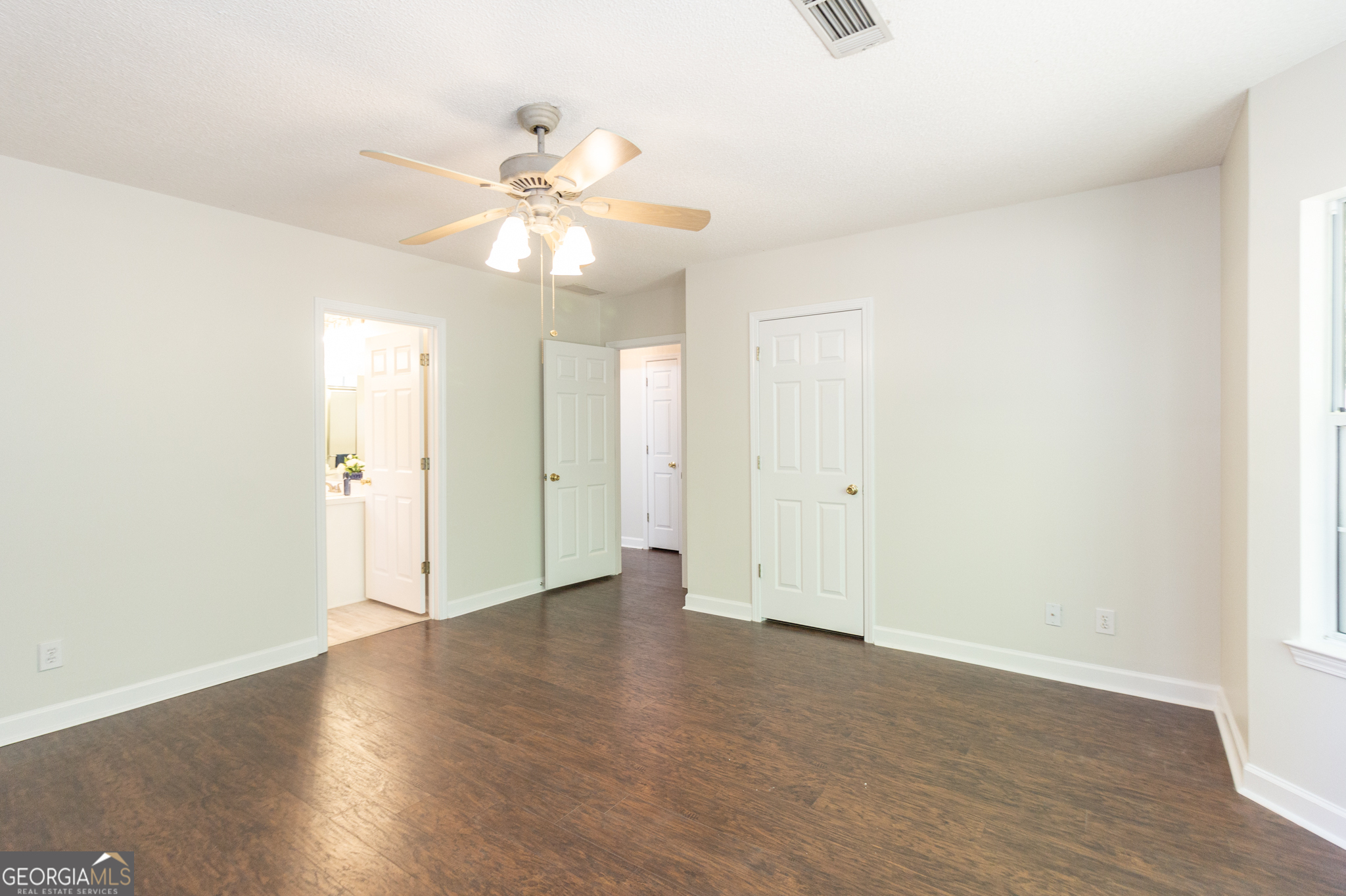 Fayetteville, Georgia 30214, United States, 3 Bedrooms Bedrooms, ,2 BathroomsBathrooms,Residential,Pending,37899