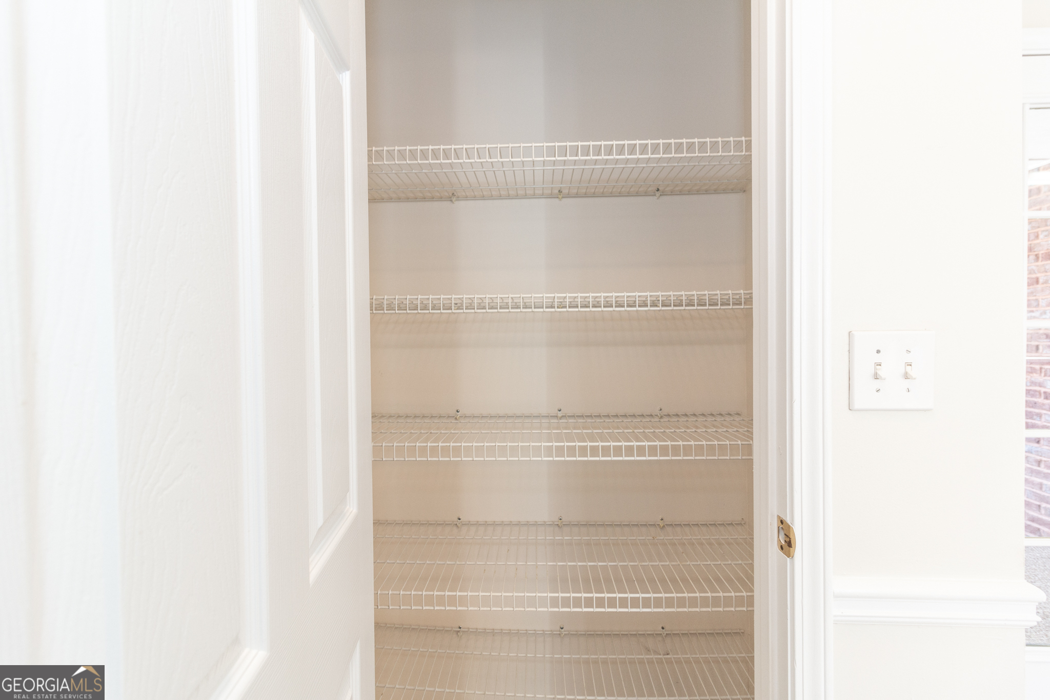 Fayetteville, Georgia 30214, United States, 3 Bedrooms Bedrooms, ,2 BathroomsBathrooms,Residential,Pending,37899