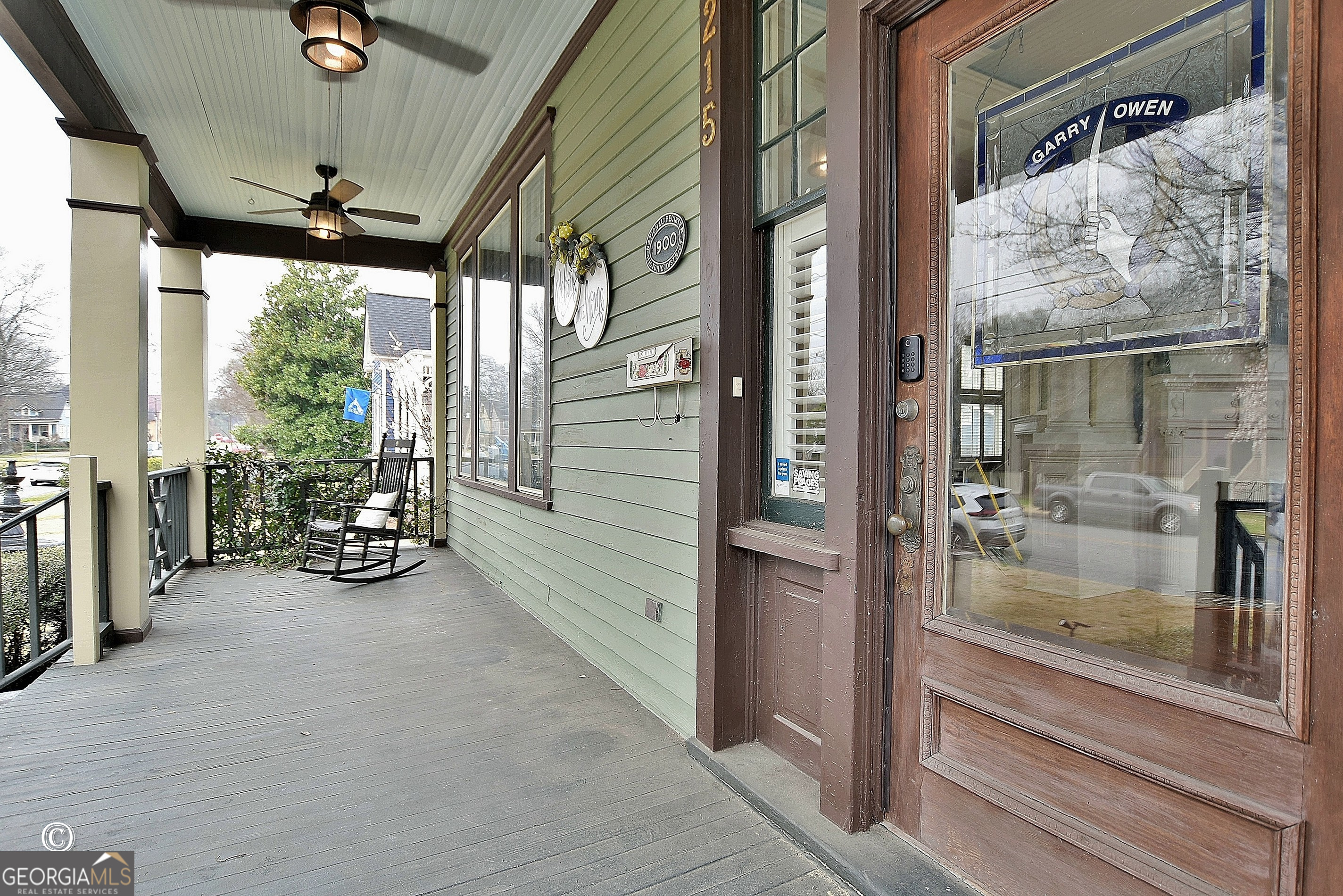 215 7th ST