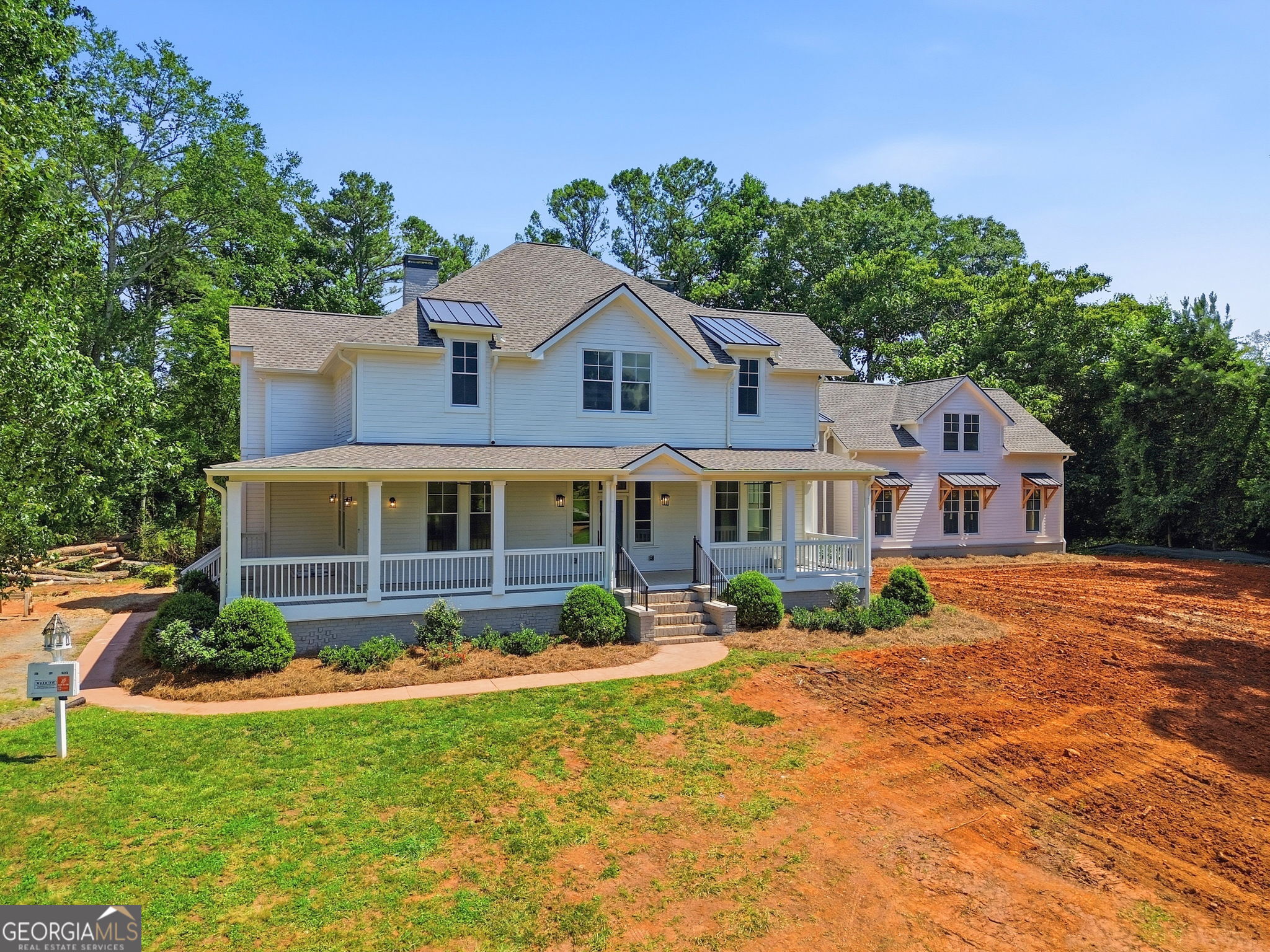 270 Windsor DR