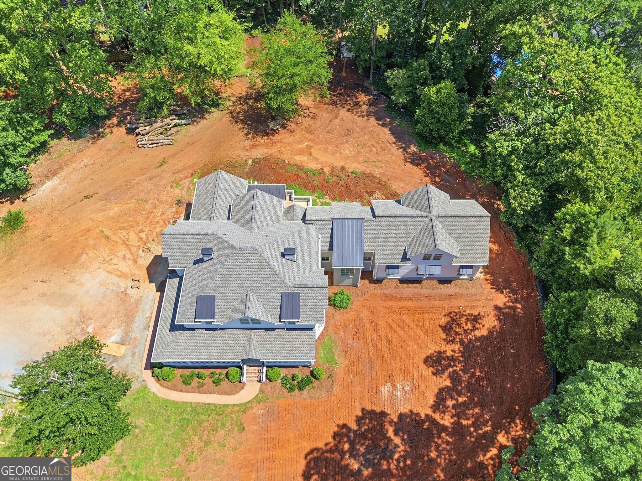 270 Windsor DR