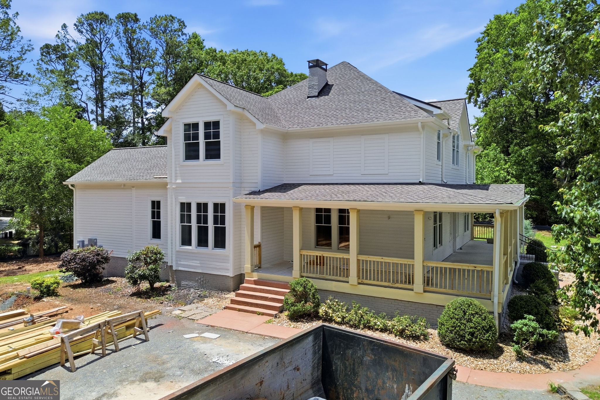 270 Windsor DR