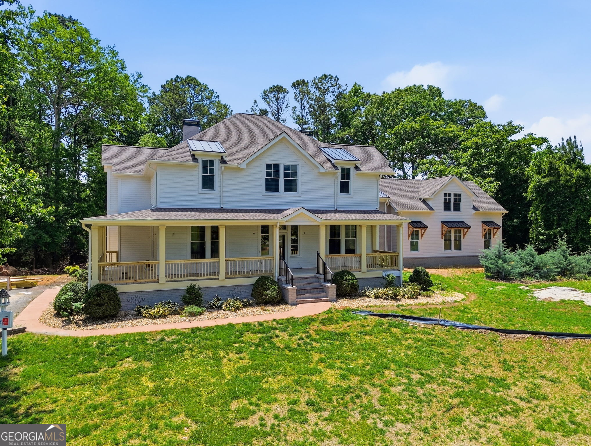 270 Windsor DR