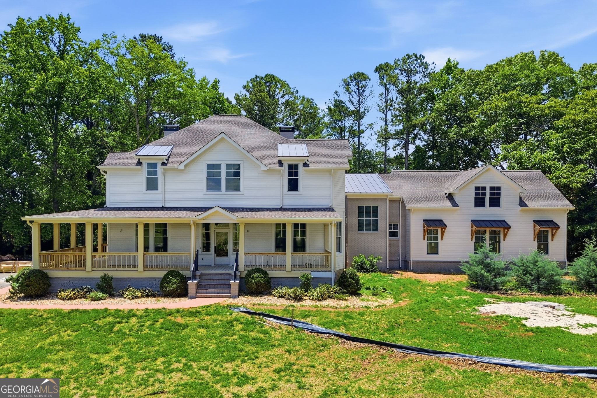 270 Windsor DR