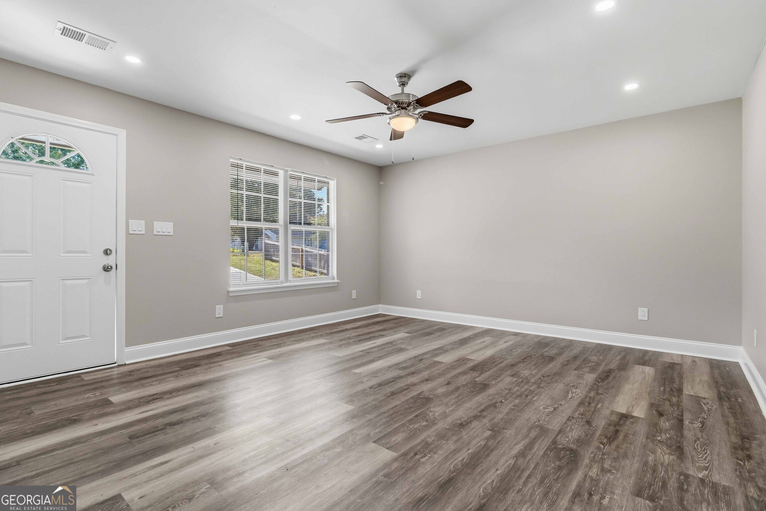 253 Deerfield DR