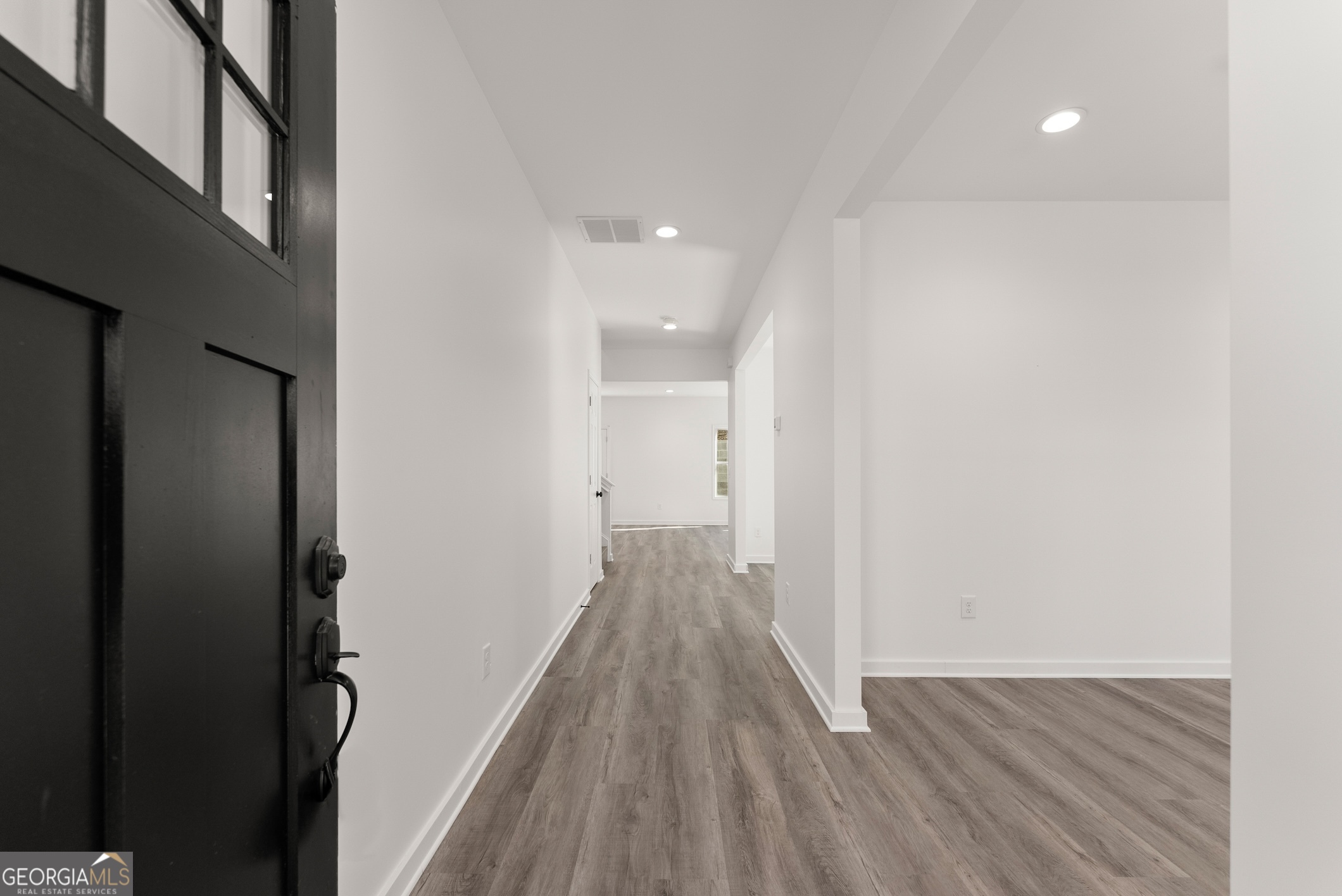 5055 PEACH MOUNTAIN CIR