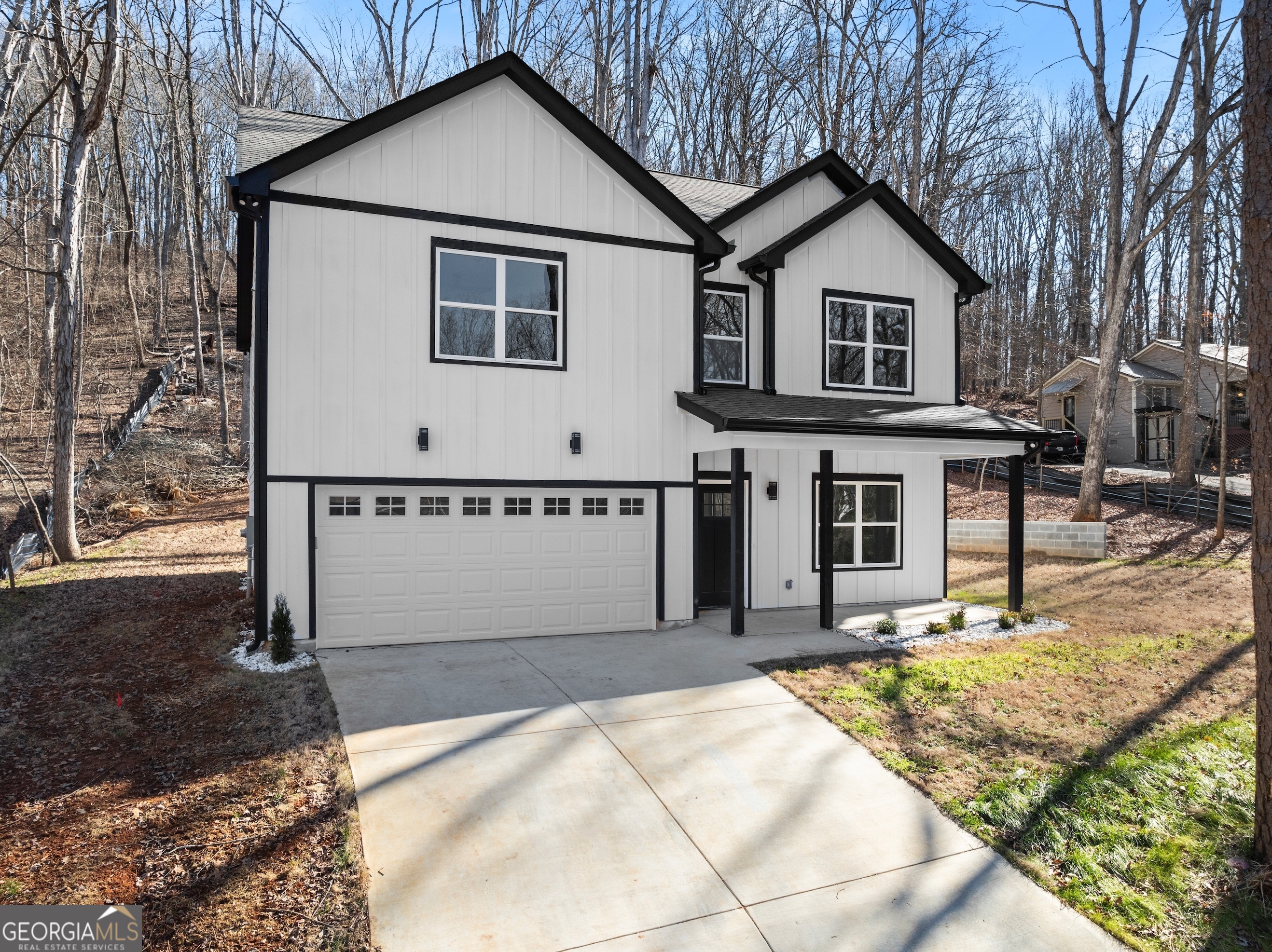 5055 PEACH MOUNTAIN CIR