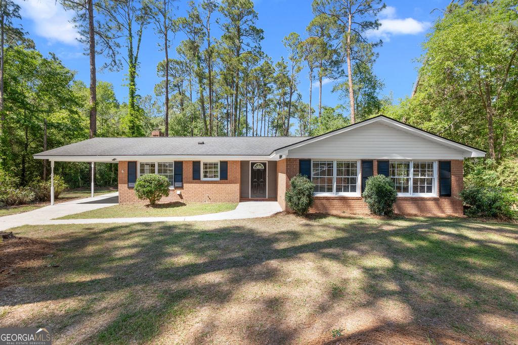Photo of 31 Golf Club Circle, Statesboro, GA 30458 (MLS # 10730419)
