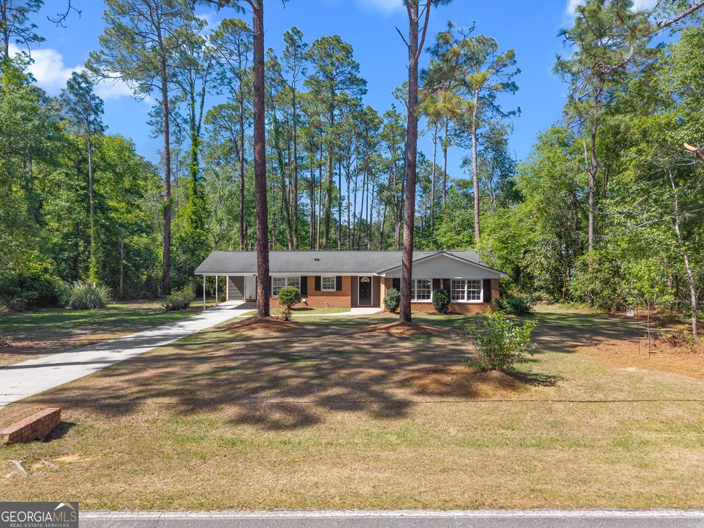 Photo of 31 Golf Club Circle, Statesboro, GA 30458 (MLS # 10730419)