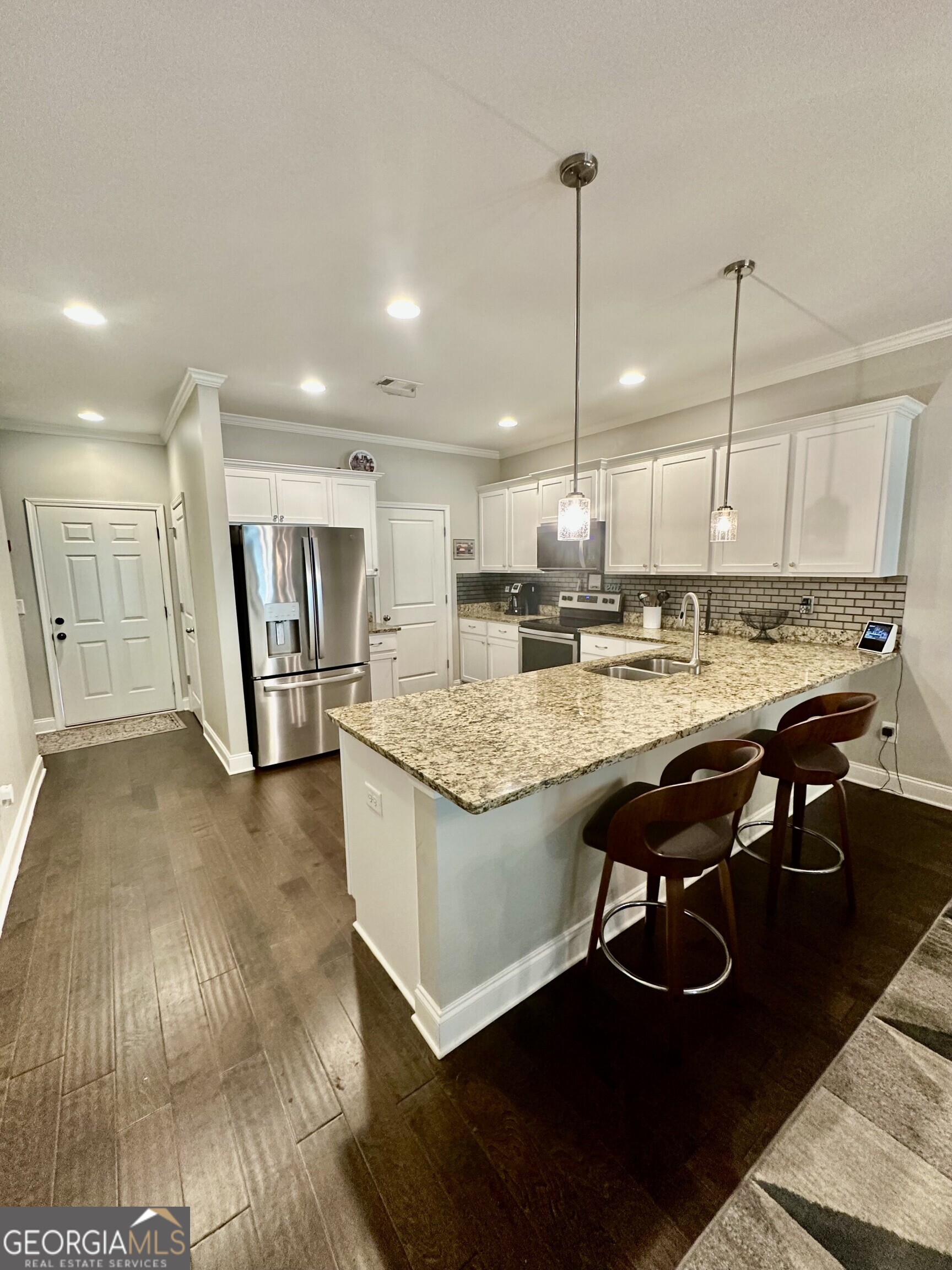 3734 Shades Valley LN