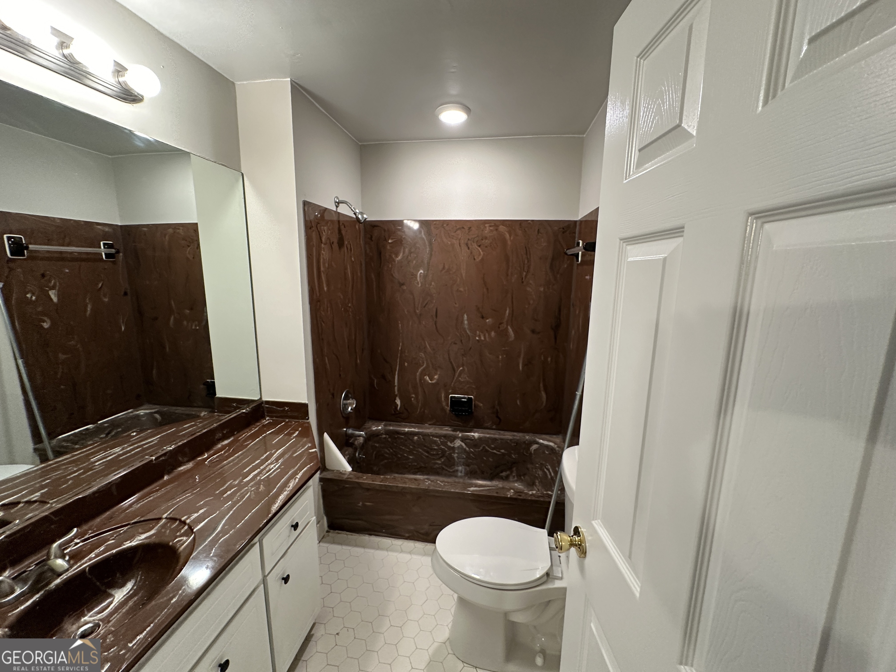 3 Fairway DR NW