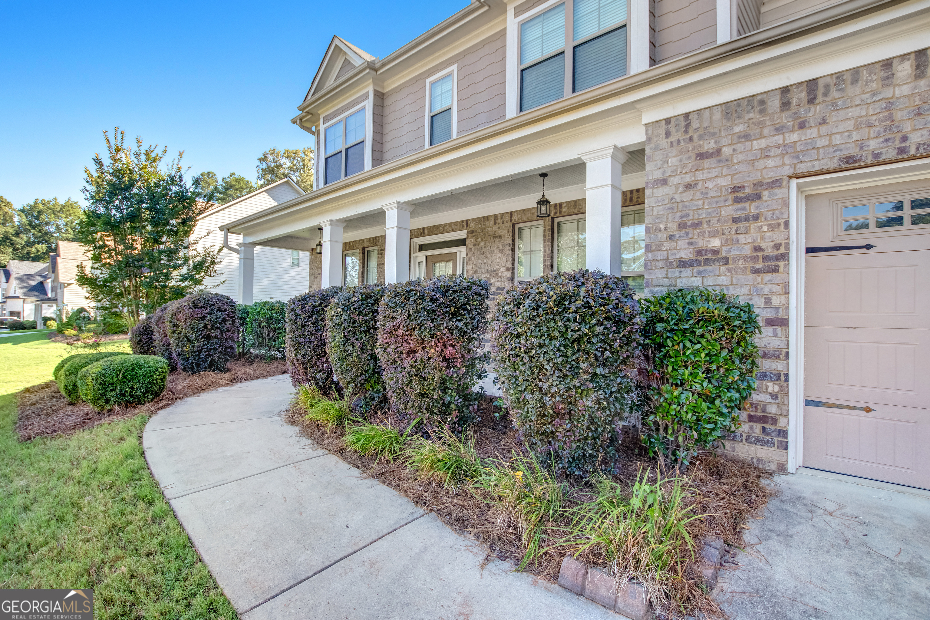 Flowery Branch, Georgia 30542, United States, 5 Bedrooms Bedrooms, ,3 BathroomsBathrooms,Residential,Active,172871