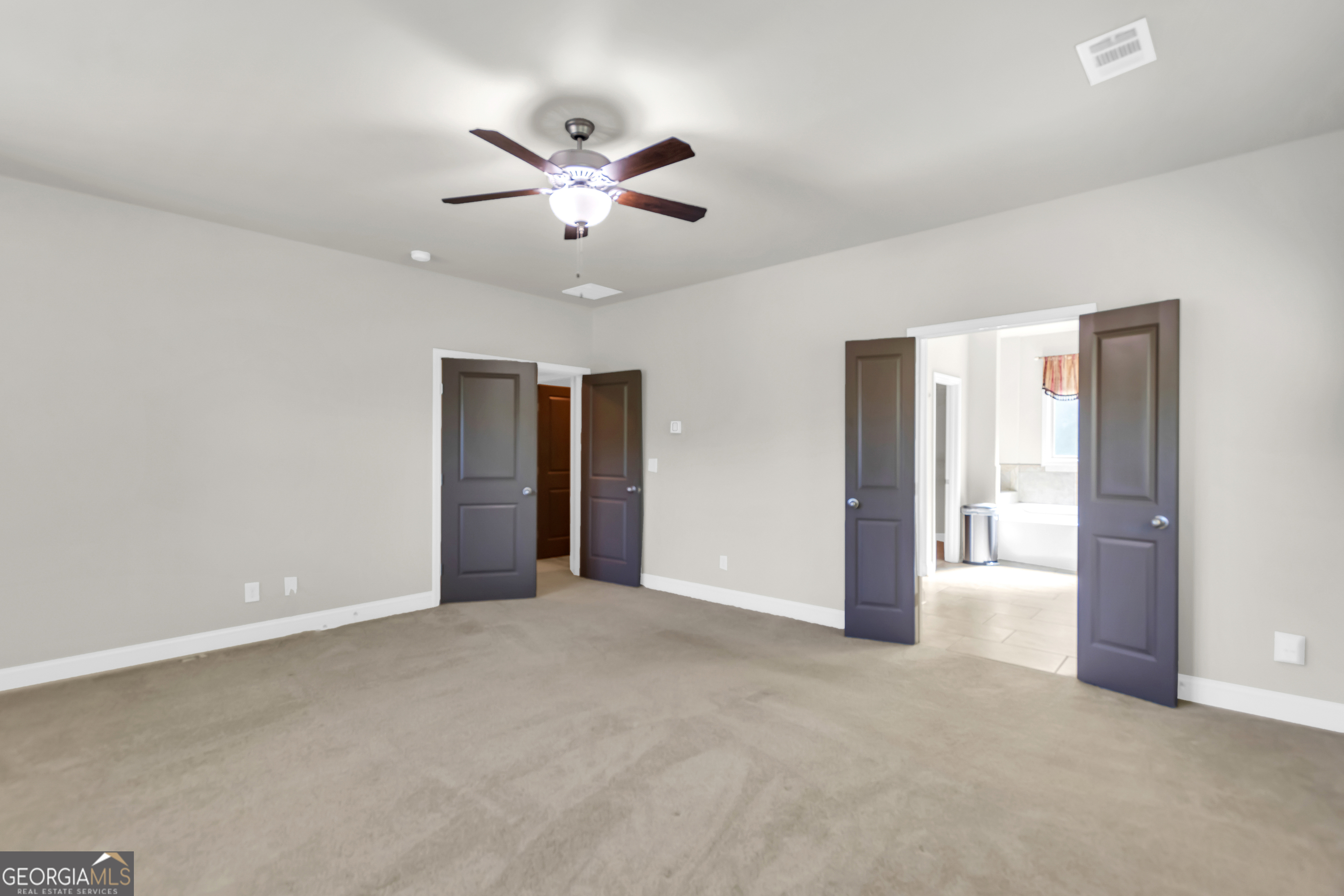 Flowery Branch, Georgia 30542, United States, 5 Bedrooms Bedrooms, ,3 BathroomsBathrooms,Residential,Active,172871