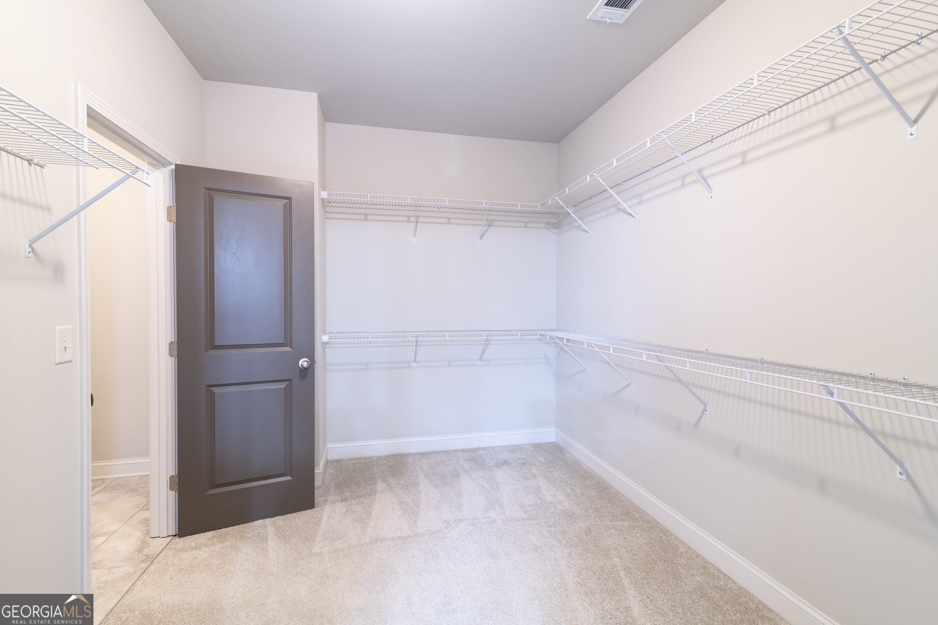 Flowery Branch, Georgia 30542, United States, 5 Bedrooms Bedrooms, ,3 BathroomsBathrooms,Residential,Active,172871