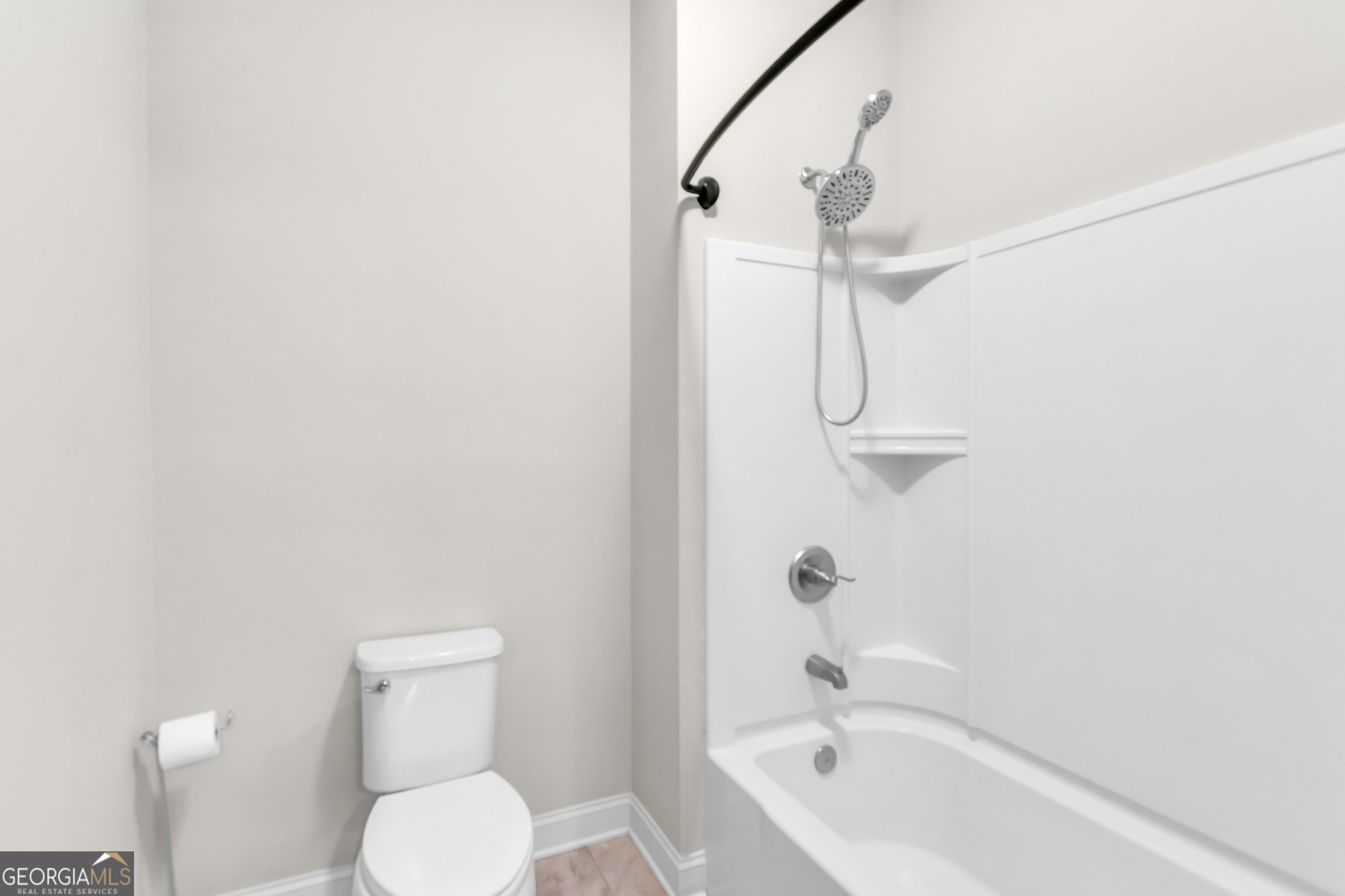 Flowery Branch, Georgia 30542, United States, 5 Bedrooms Bedrooms, ,3 BathroomsBathrooms,Residential,Active,172871