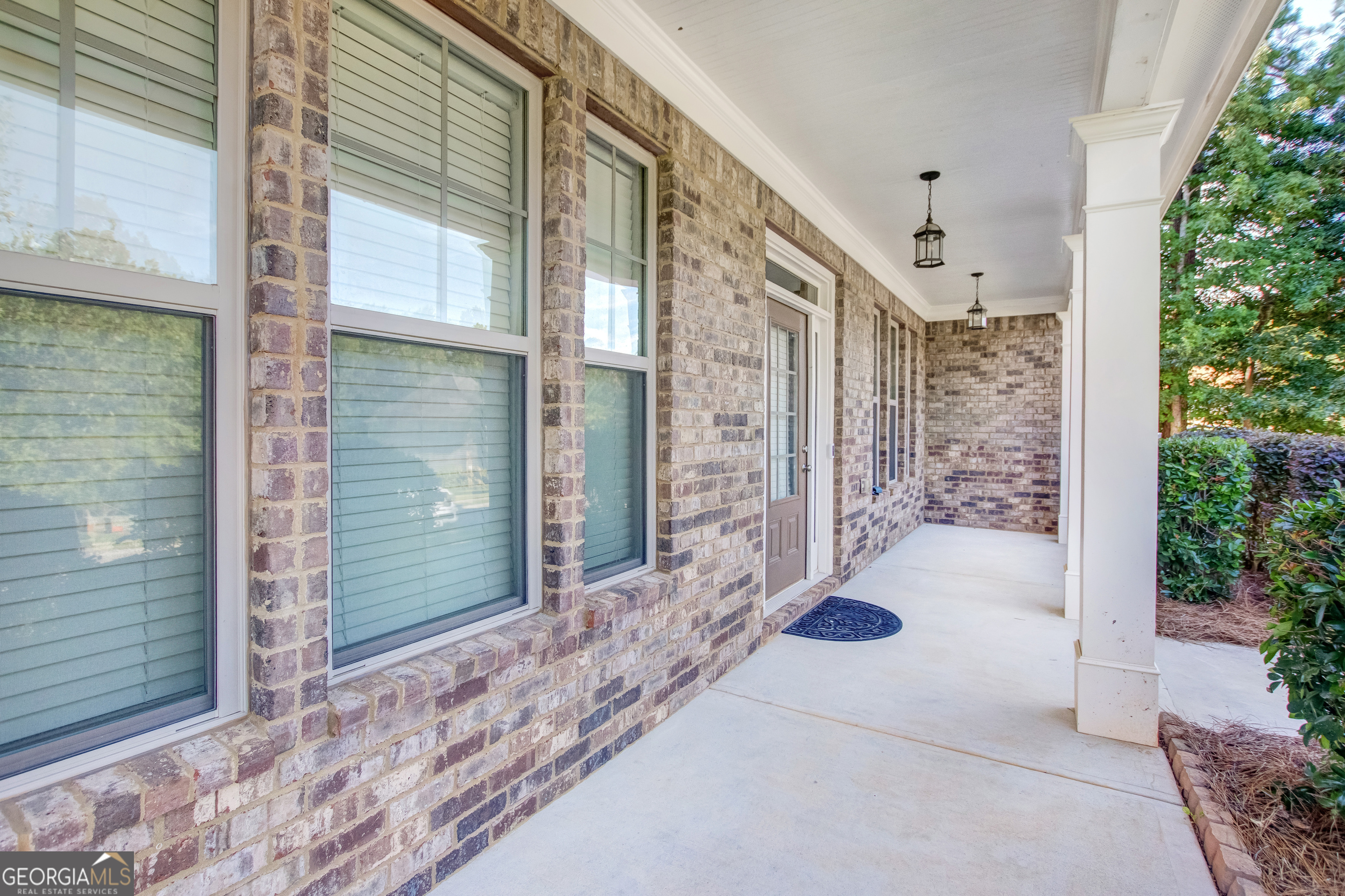 Flowery Branch, Georgia 30542, United States, 5 Bedrooms Bedrooms, ,3 BathroomsBathrooms,Residential,Active,172871