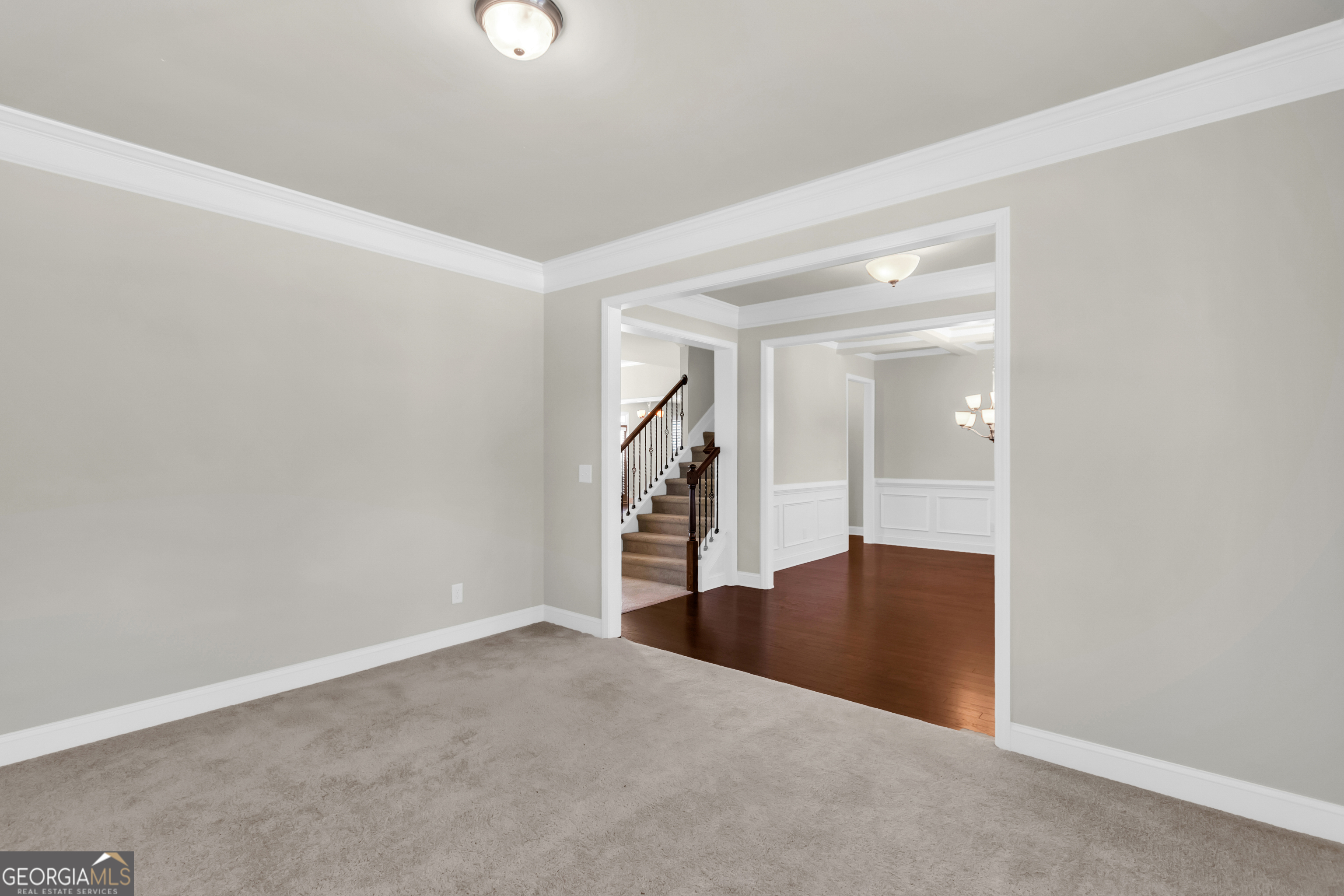 Flowery Branch, Georgia 30542, United States, 5 Bedrooms Bedrooms, ,3 BathroomsBathrooms,Residential,Active,172871