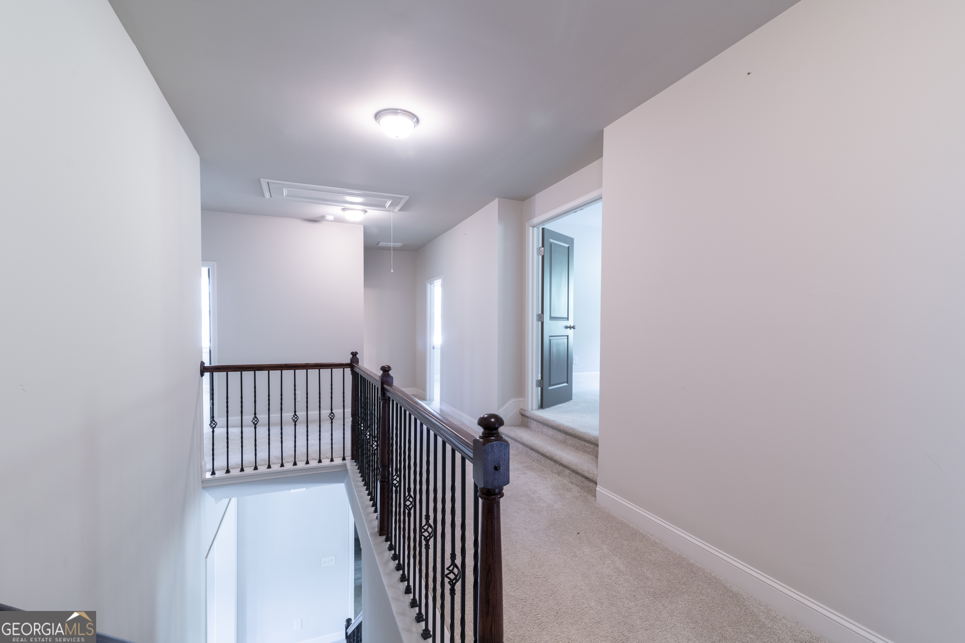 Flowery Branch, Georgia 30542, United States, 5 Bedrooms Bedrooms, ,3 BathroomsBathrooms,Residential,Active,172871