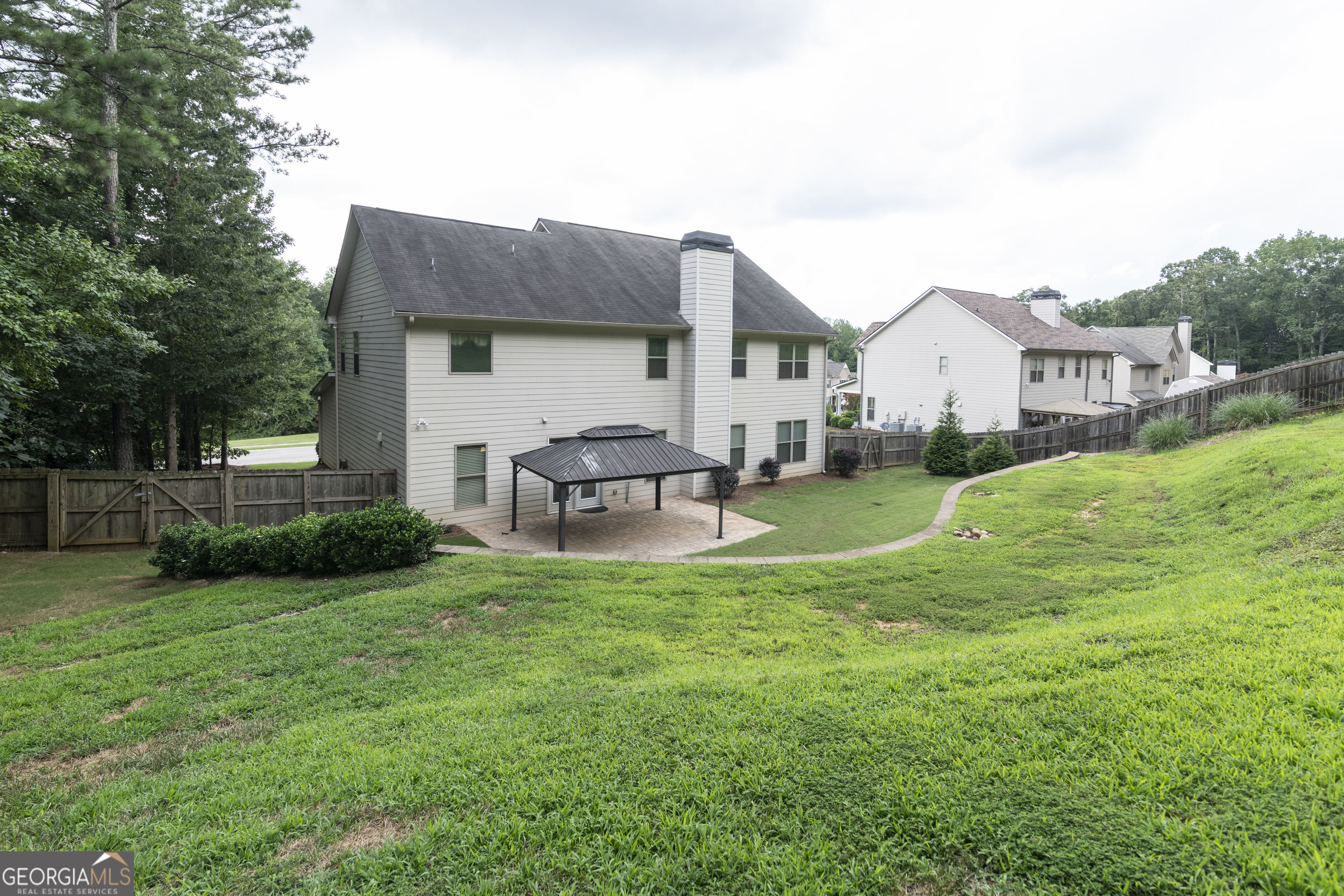 Flowery Branch, Georgia 30542, United States, 5 Bedrooms Bedrooms, ,3 BathroomsBathrooms,Residential,Active,172871