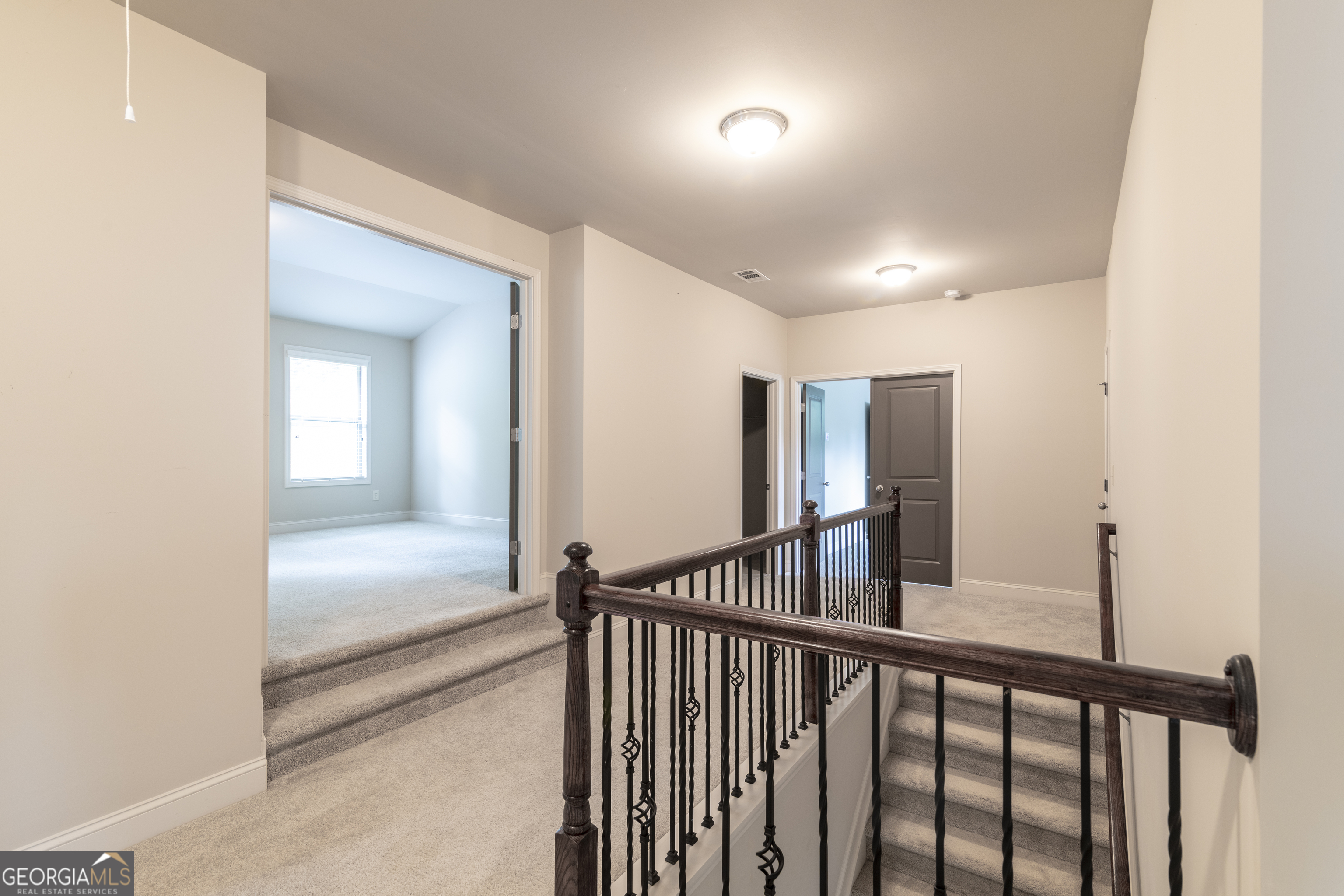 Flowery Branch, Georgia 30542, United States, 5 Bedrooms Bedrooms, ,3 BathroomsBathrooms,Residential,Active,172871