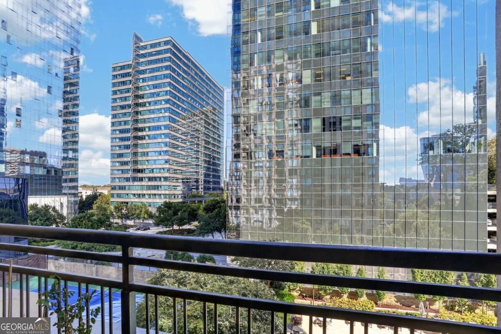 Photo of 3445 Stratford Road NE #606, Atlanta, GA 30326 (MLS # 10874279)