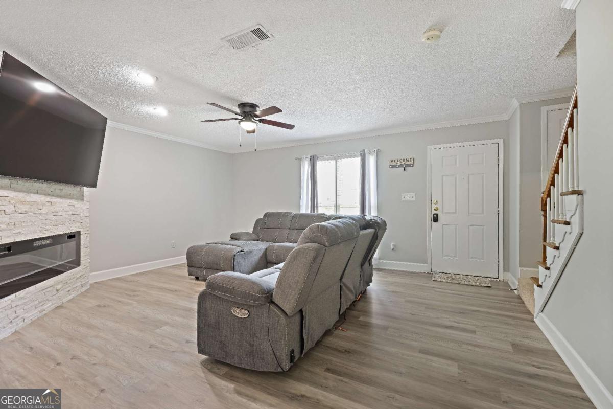 2646 Arbor Glen PL