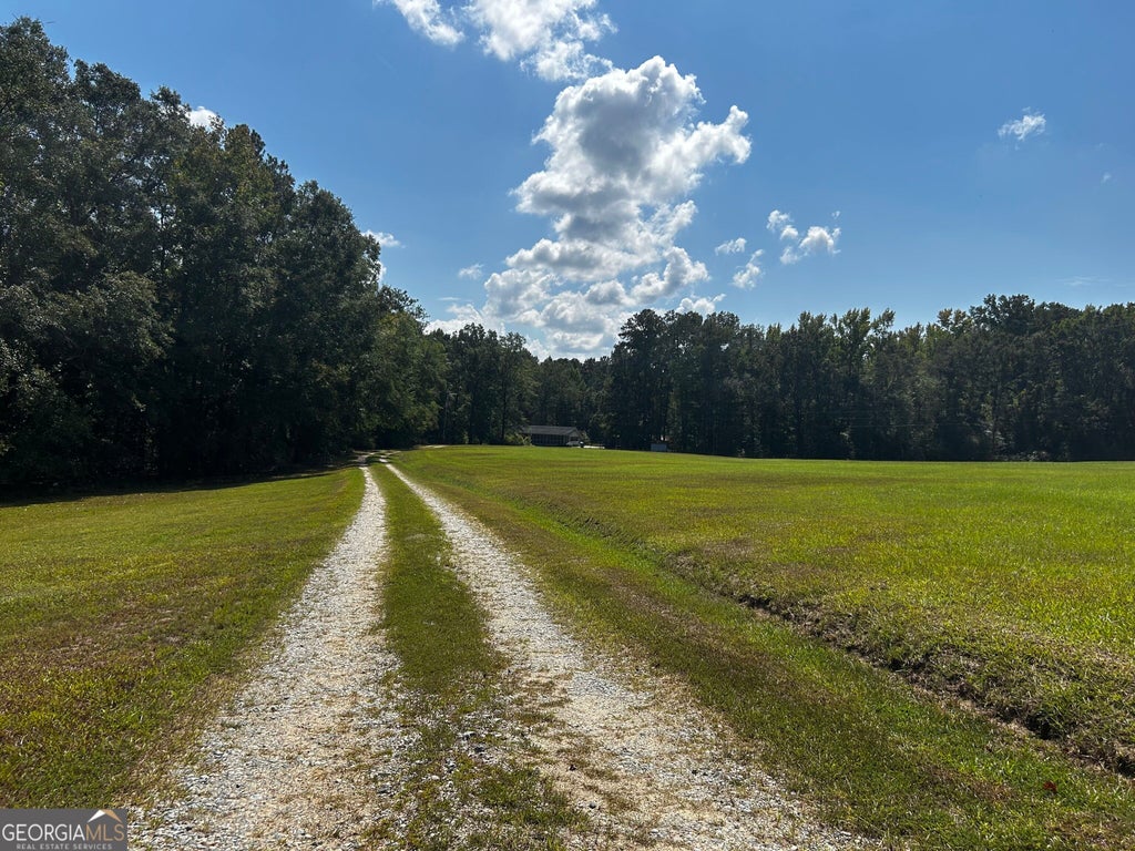 Photo of 208 Crawford Road SE, Milledgeville, GA 31061 (MLS # 10850465)