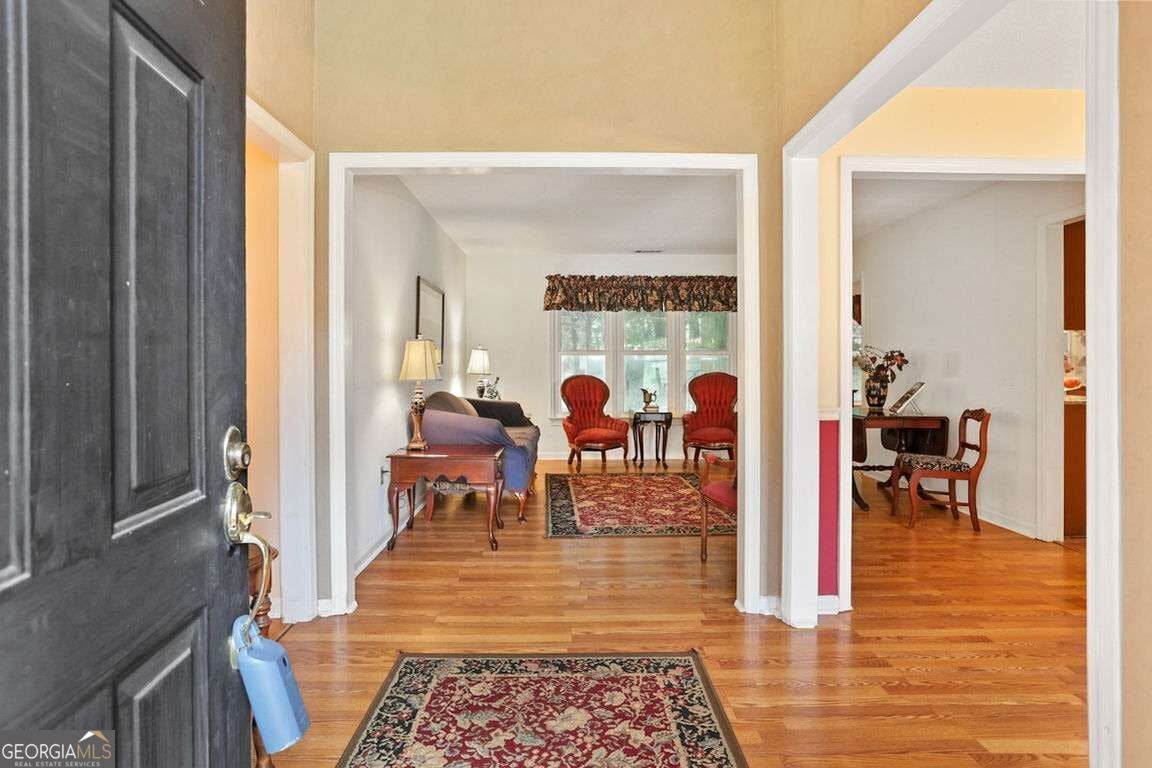 105 Farringdon CIR