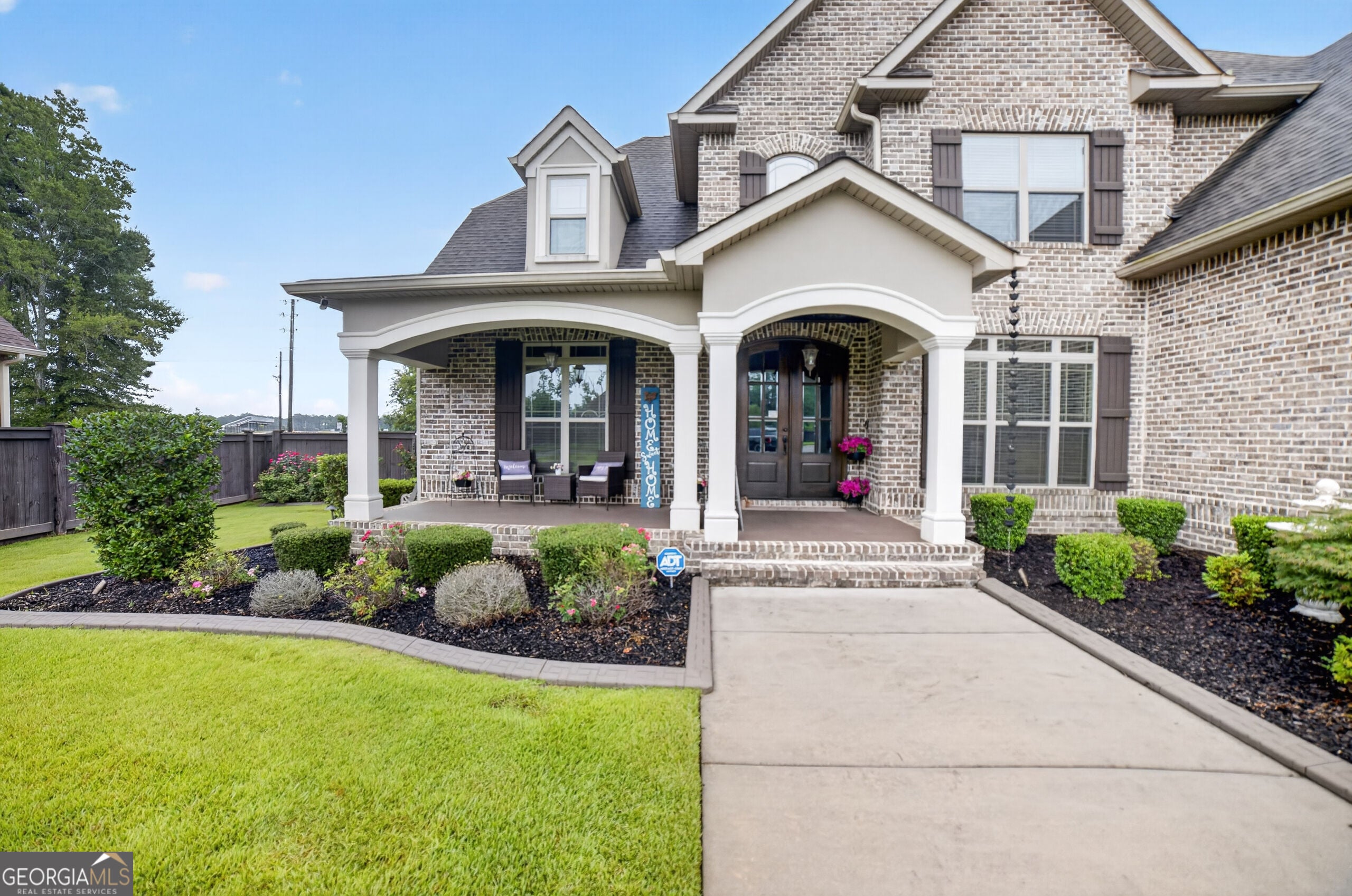 506 Southern Woods TRL