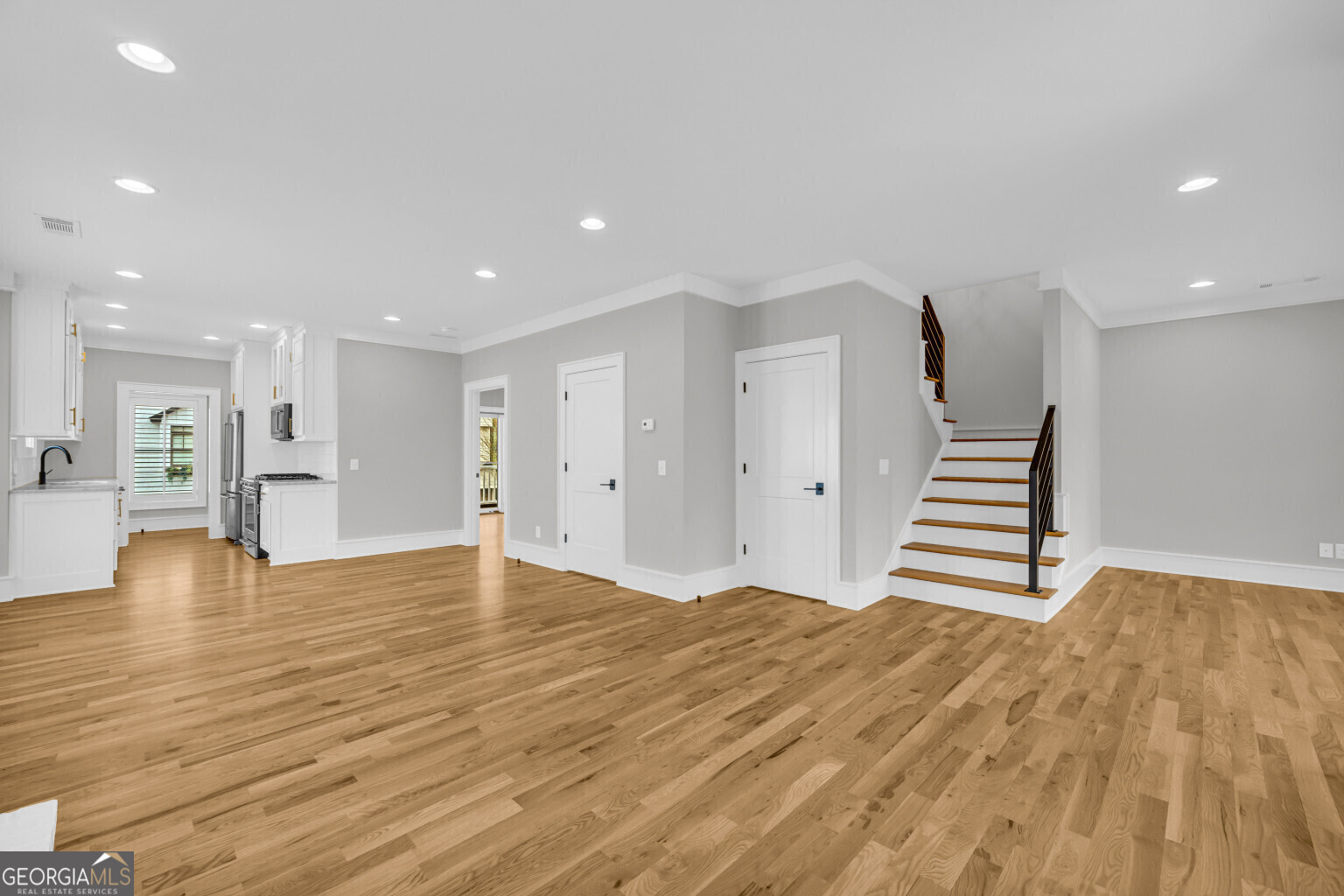 205 Flesner CT