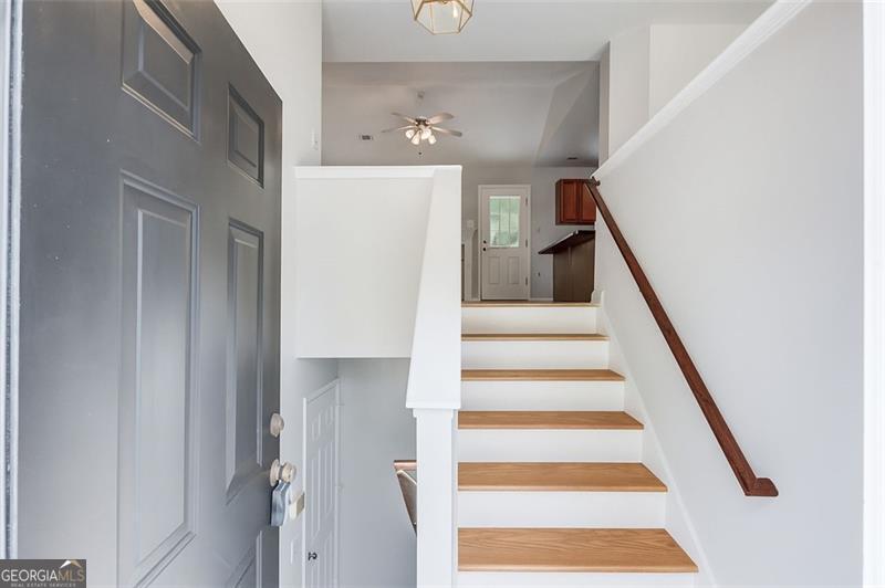 5670 HOLLOW RIDGE LN