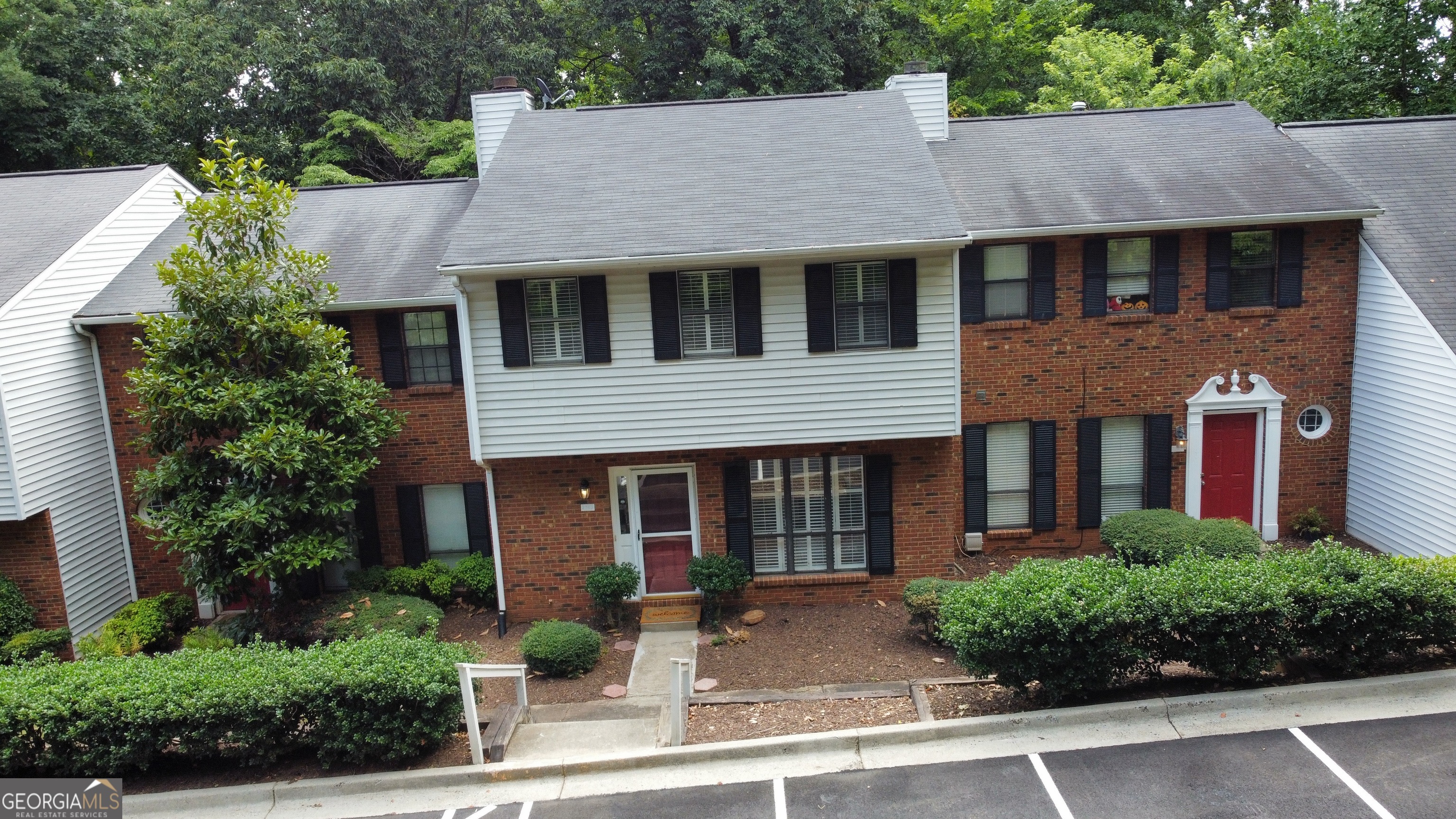 JamesTowne - Residential Lease
