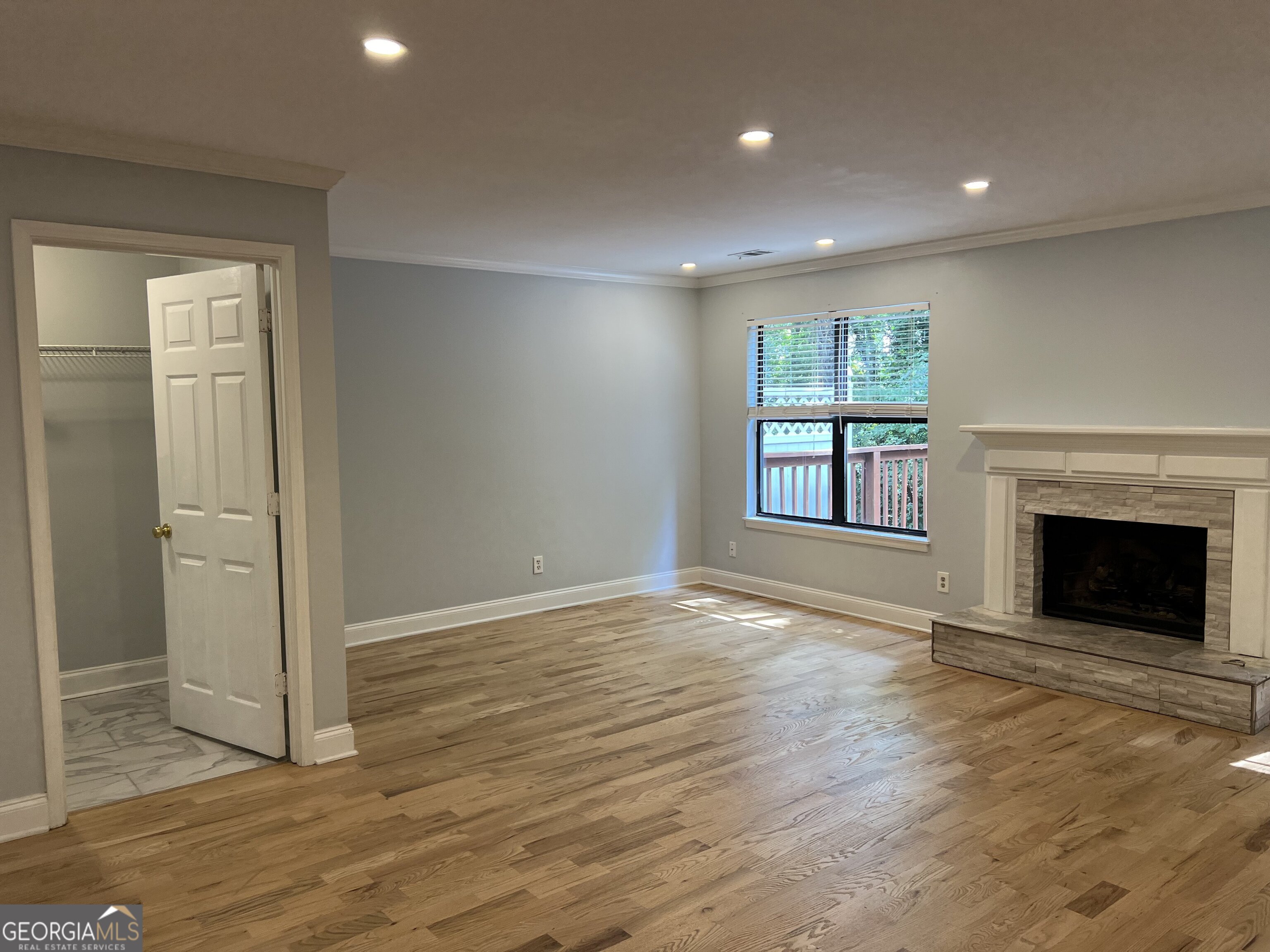 JamesTowne - Residential Lease