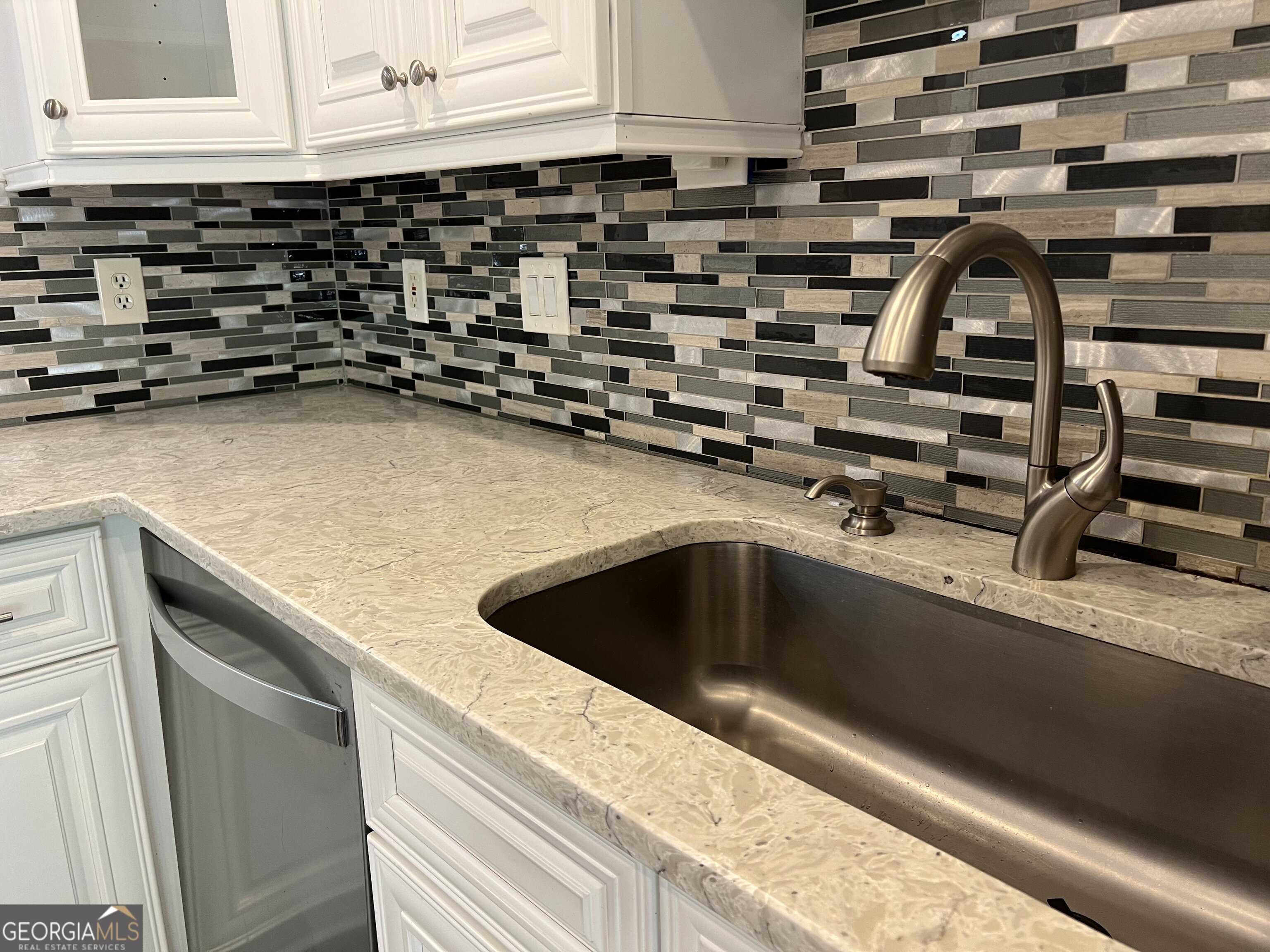 JamesTowne - Residential Lease