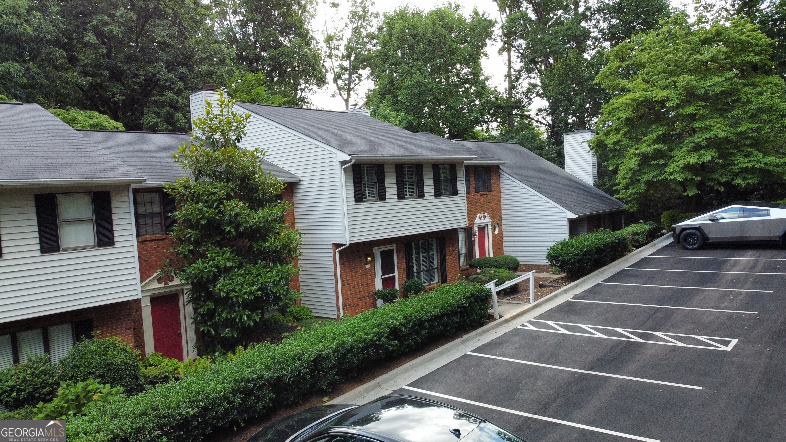JamesTowne - Residential Lease