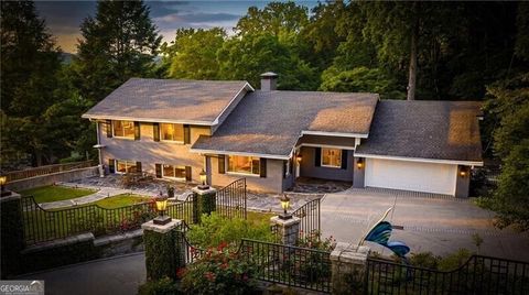 Photo of 132 Laurel Drive NE, Atlanta, GA 30342 (MLS # 10764900)