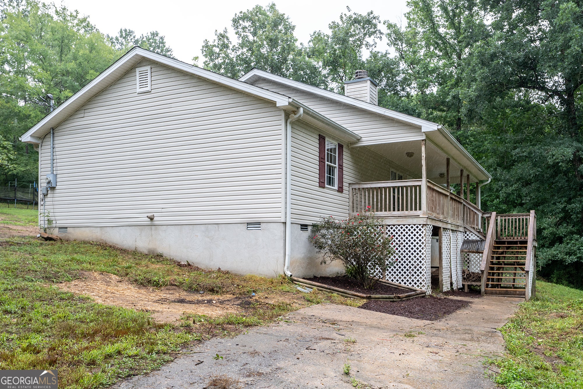 70 Katie LN