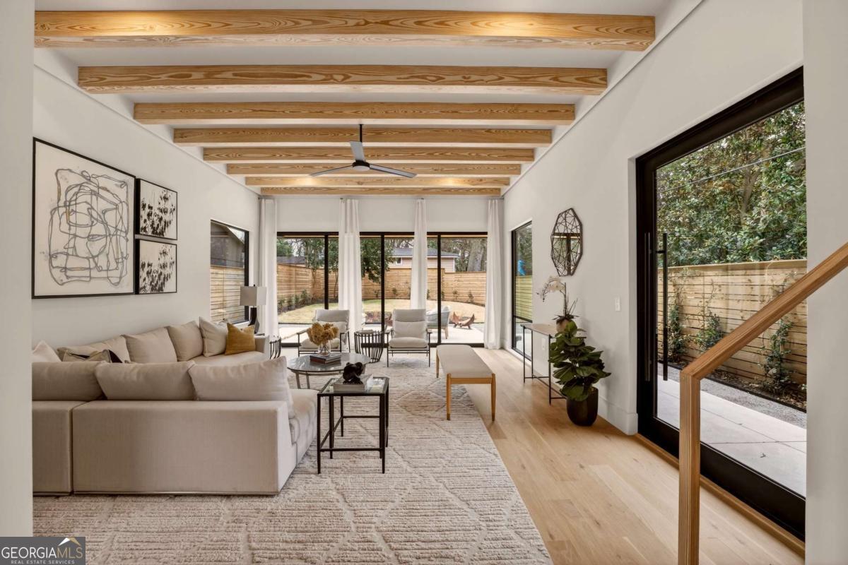 787 Bonaventure AVE NE