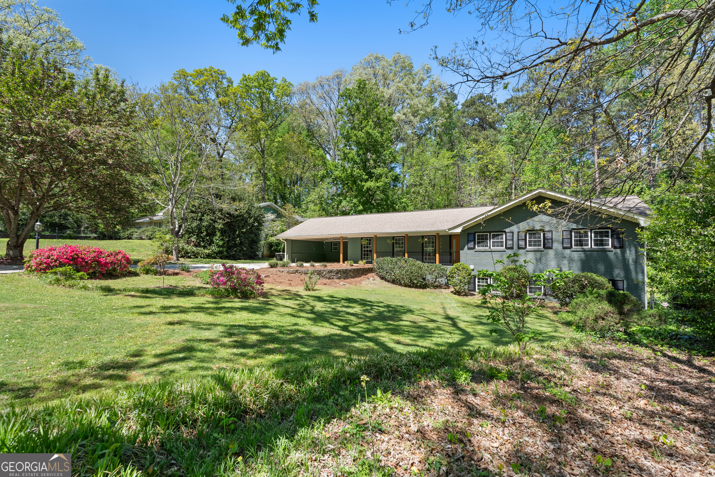 2595 Landeau CIR