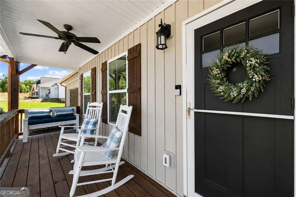 145 Grand Oak LN