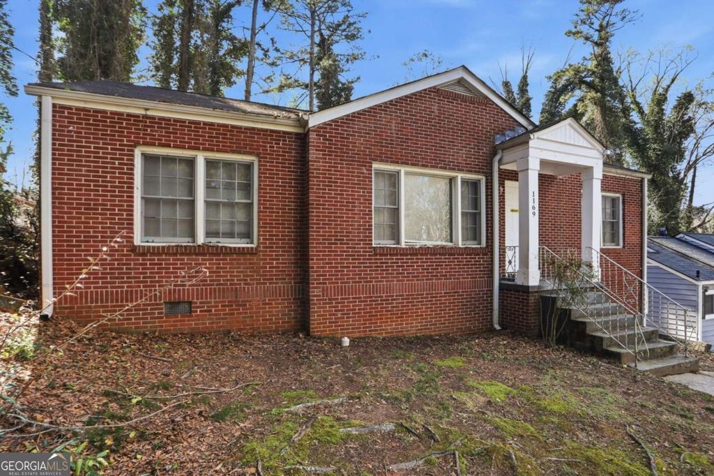 Photo of 1169 Eastridge Road SW, Atlanta, GA 30311 (MLS # 10710339)