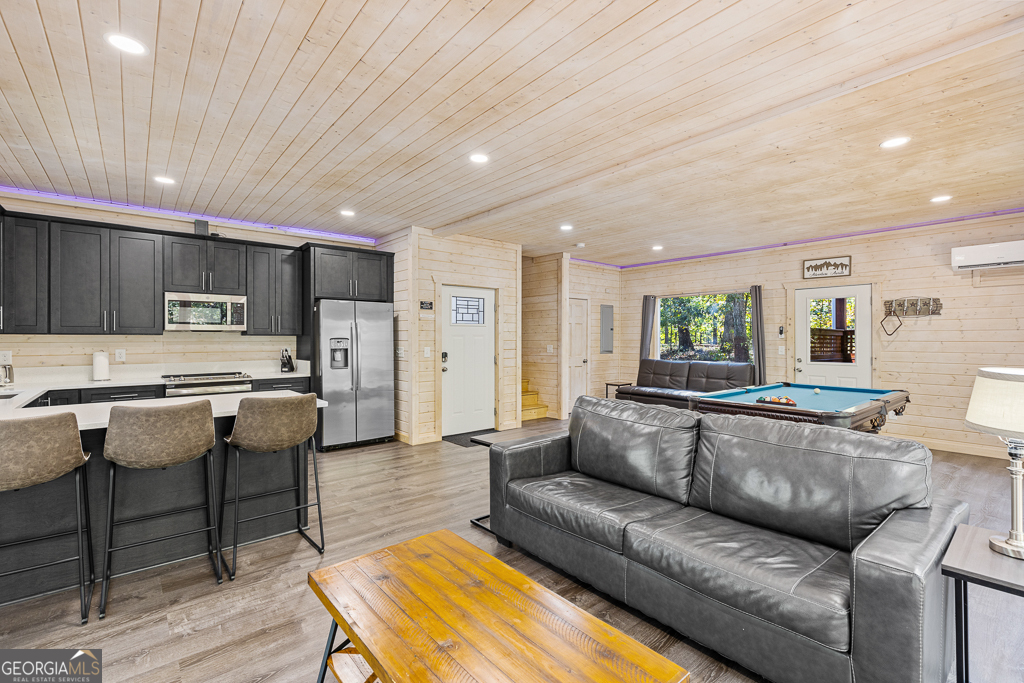 Cedar Creek - Residential