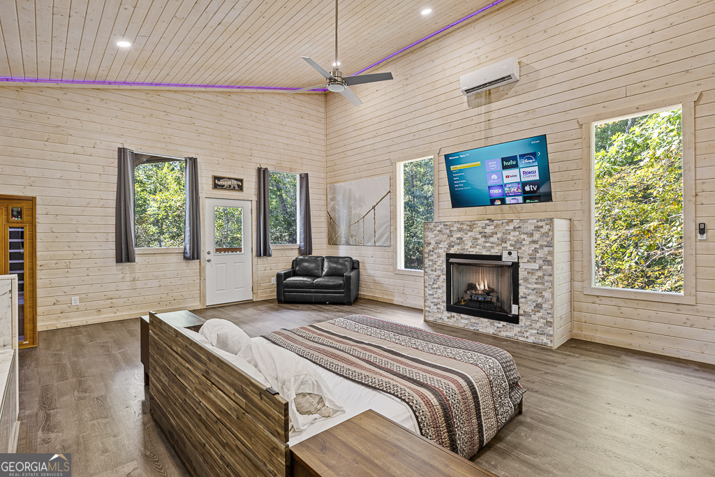 Cedar Creek - Residential