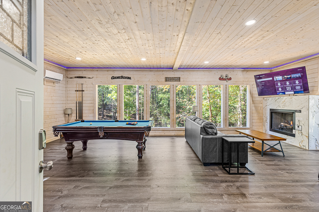 Cedar Creek - Residential