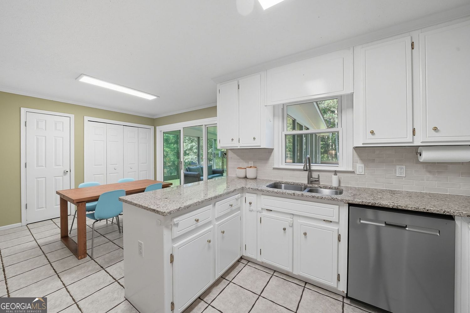 SPRINGFIELD PLACE - Residential